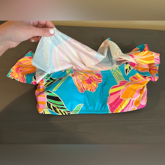 Trina Turk Poppy Ruffle Off The Shoulder Swim Top NEW - Picture 6 of 9